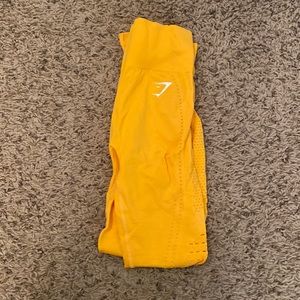 Yellow unused gym shark leggings